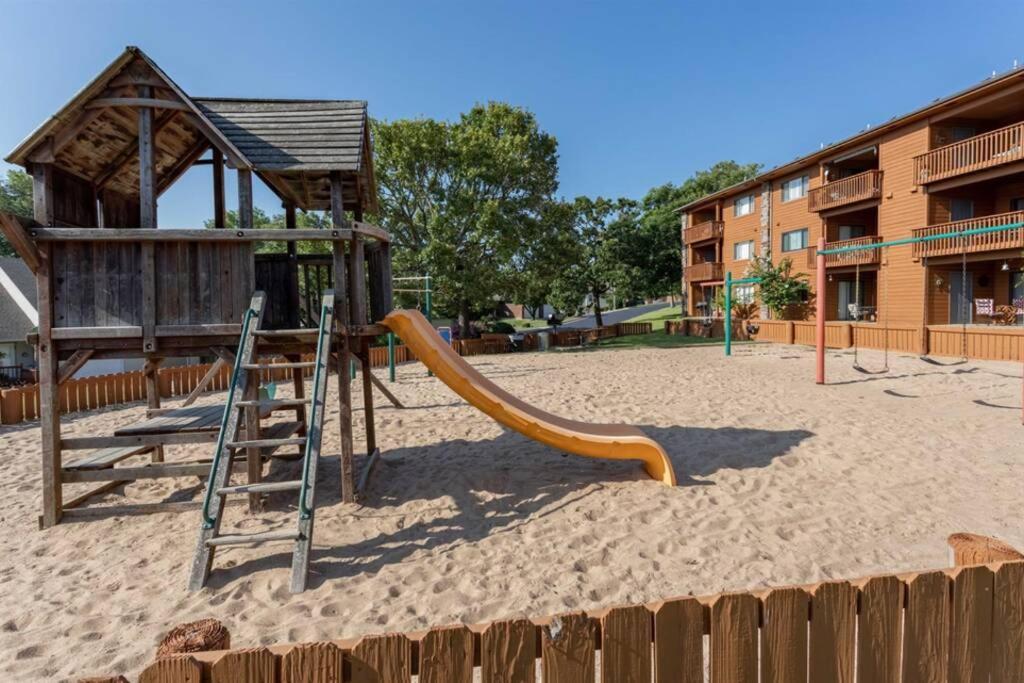 On Pointe Getaway Branson Exterior foto